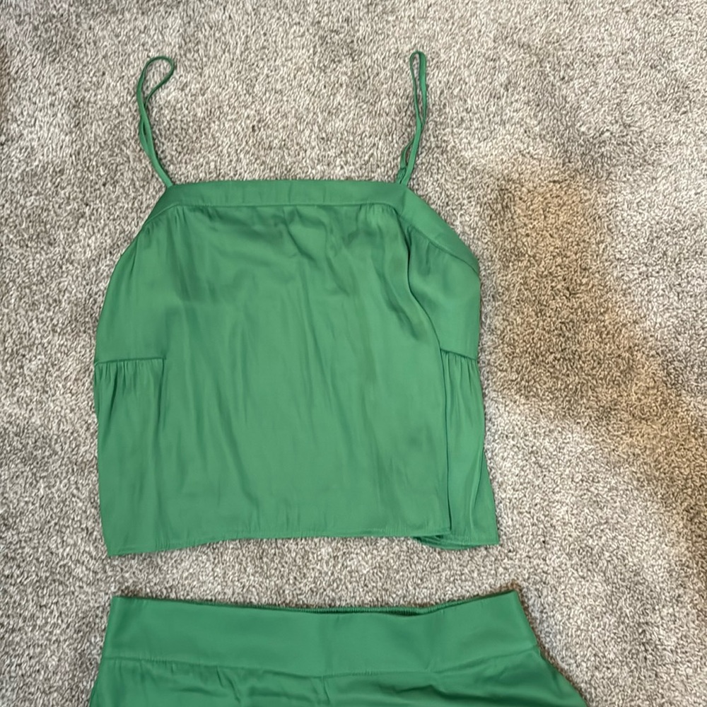 House of Harlow green set